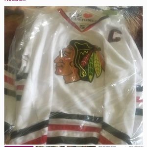 Authentic Chicago Blackhawks TOEWS JERSEY